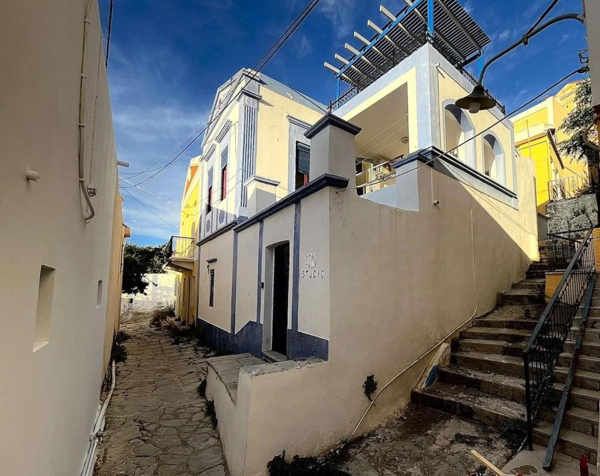 Symi Blue Studio エクステリア 写真